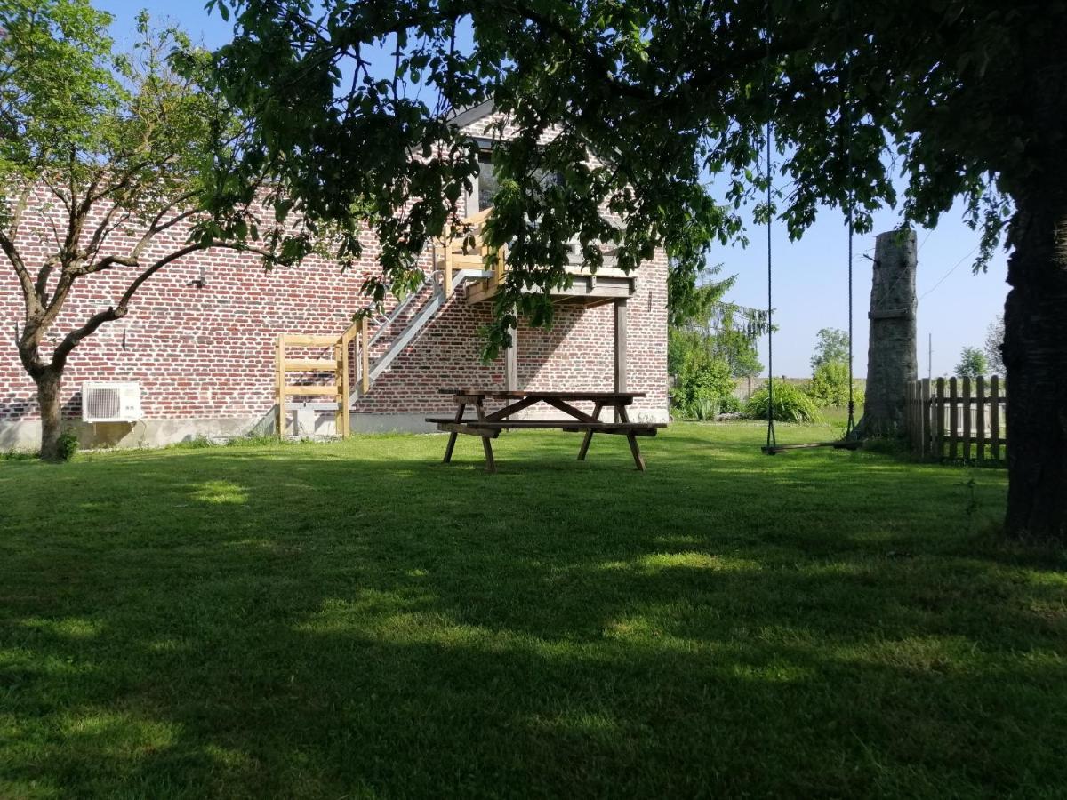 Le Gite Du Chtihameau Avec Piscine Interieure Privative, Selon Date Bassee Exteriér fotografie